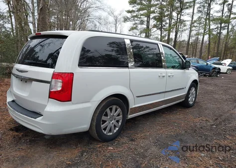 2016 Chrysler Town & Country Touring from USA, damaged, VIN 2C4RC1BG3GR297117